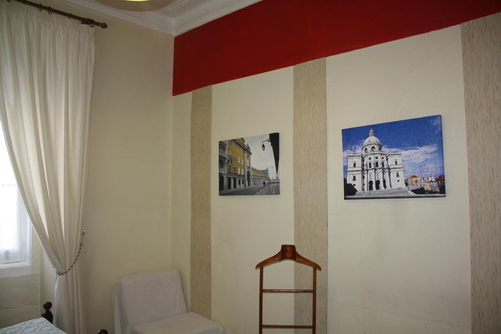 Hotel Pensao Residencial Estrela do Mondego Lisboa Habitación foto