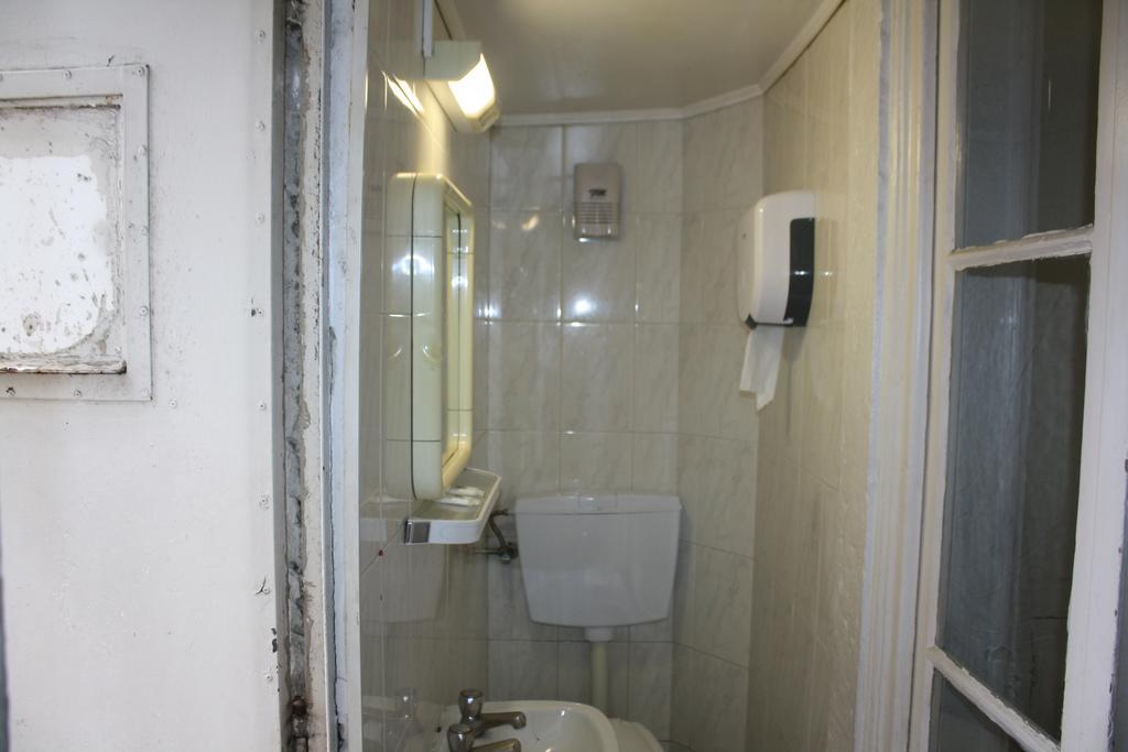Hotel Pensao Residencial Estrela do Mondego Lisboa Habitación foto